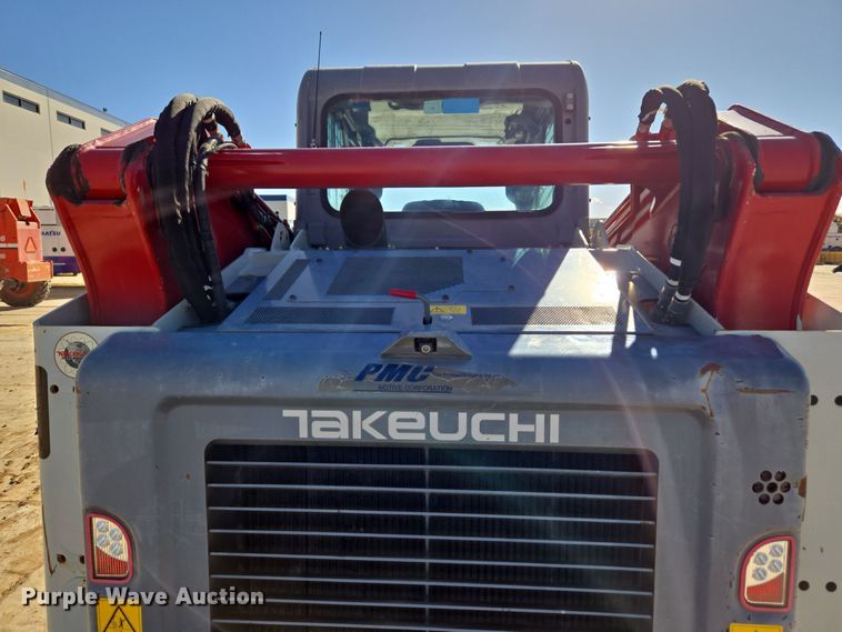 image for item ER5152 2018 Takeuchi TL12V-2 tracked skid steer loader