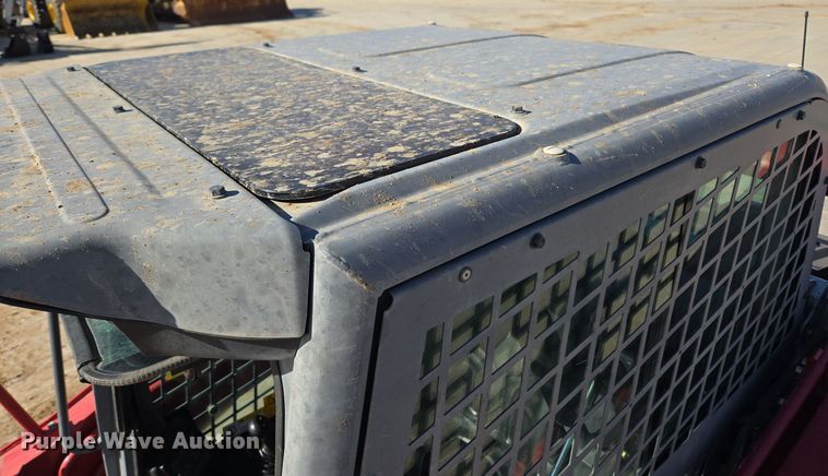 image for item ER5152 2018 Takeuchi TL12V-2 tracked skid steer loader