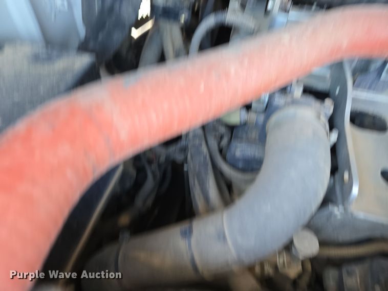 image for item ER5152 2018 Takeuchi TL12V-2 tracked skid steer loader