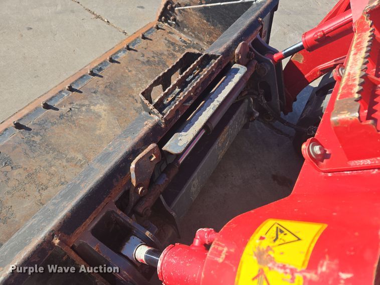 image for item ER5153 2022 Takeuchi TL8R-2 tracked skid steer loader