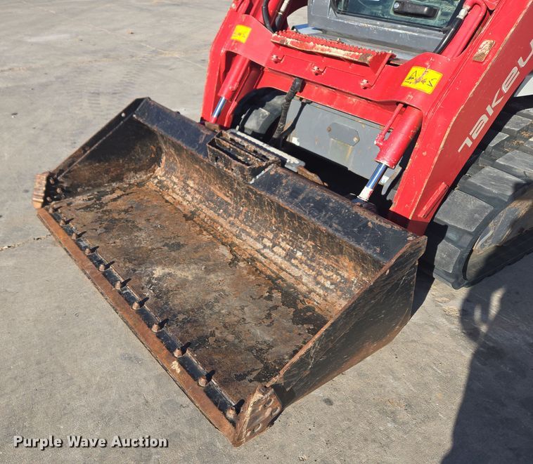 image for item ER5153 2022 Takeuchi TL8R-2 tracked skid steer loader