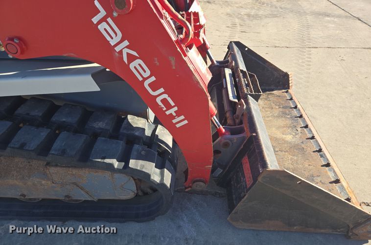 image for item ER5153 2022 Takeuchi TL8R-2 tracked skid steer loader