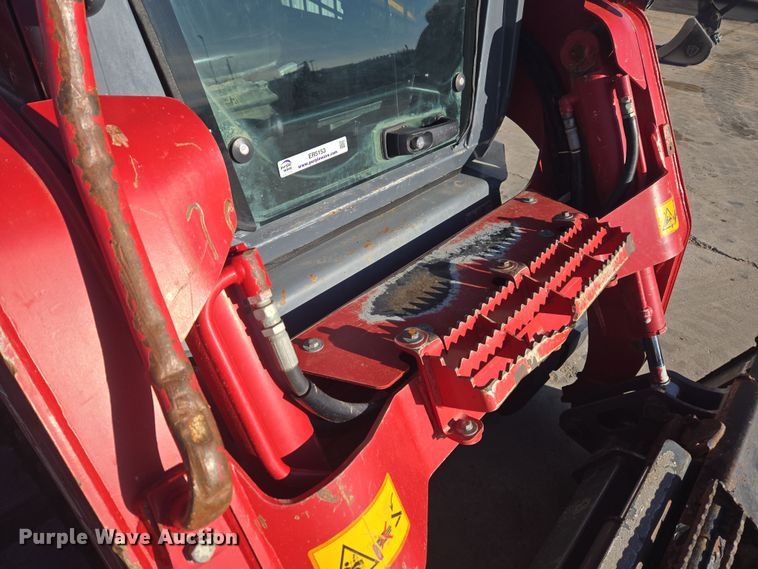 image for item ER5153 2022 Takeuchi TL8R-2 tracked skid steer loader