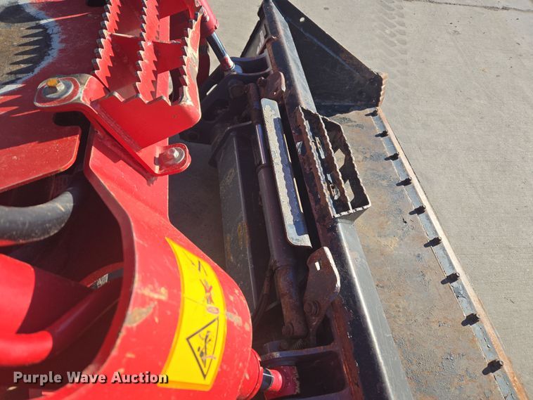 image for item ER5153 2022 Takeuchi TL8R-2 tracked skid steer loader