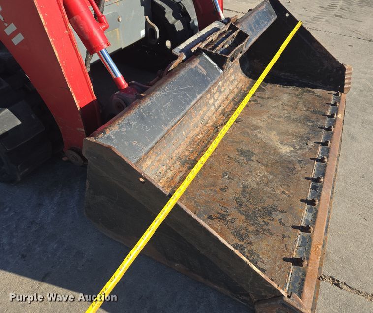 image for item ER5153 2022 Takeuchi TL8R-2 tracked skid steer loader