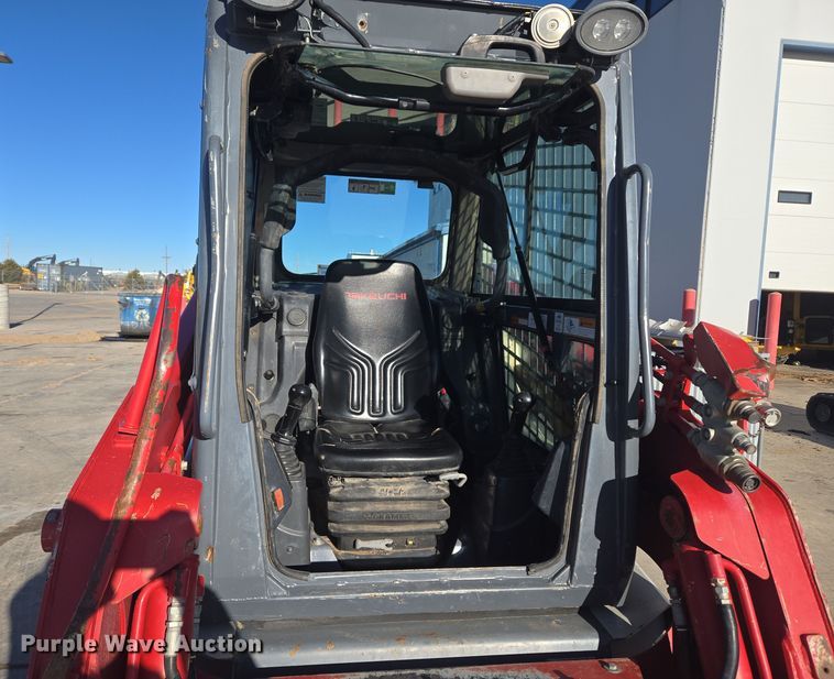 image for item ER5153 2022 Takeuchi TL8R-2 tracked skid steer loader