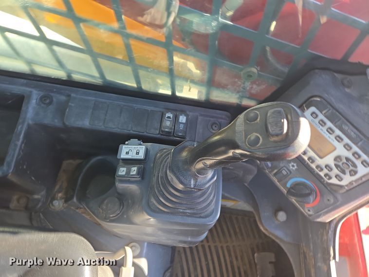 image for item ER5153 2022 Takeuchi TL8R-2 tracked skid steer loader