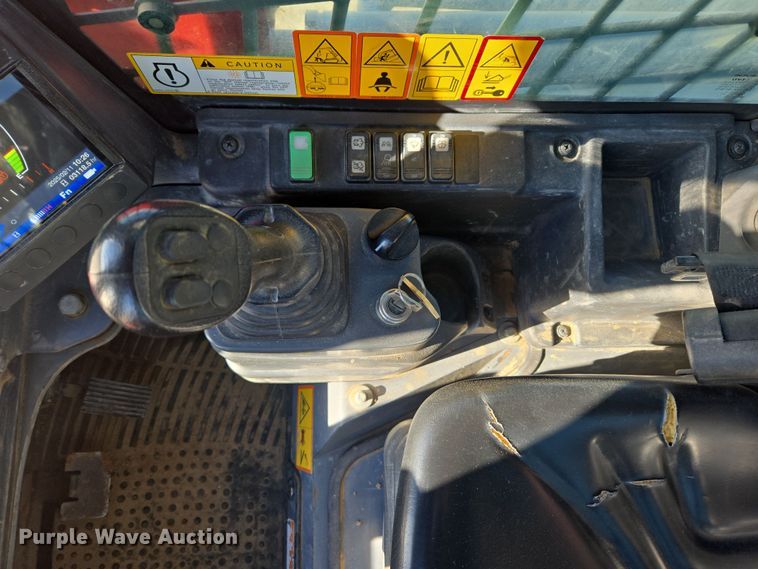 image for item ER5153 2022 Takeuchi TL8R-2 tracked skid steer loader