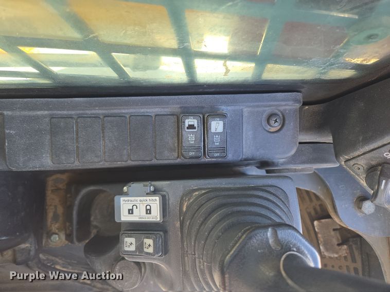 image for item ER5153 2022 Takeuchi TL8R-2 tracked skid steer loader