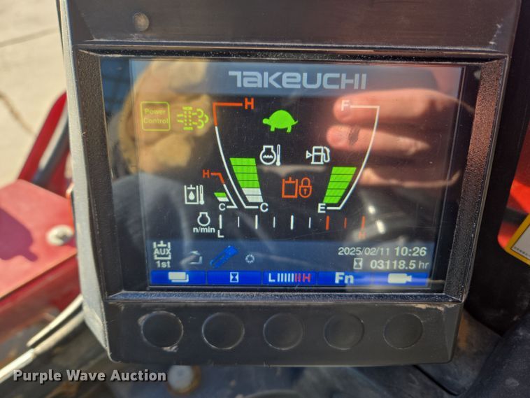 image for item ER5153 2022 Takeuchi TL8R-2 tracked skid steer loader