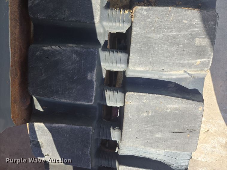 image for item ER5153 2022 Takeuchi TL8R-2 tracked skid steer loader