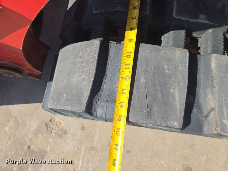 image for item ER5153 2022 Takeuchi TL8R-2 tracked skid steer loader