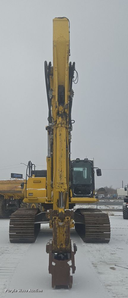 image for item ER5156 2013 Komatsu PC490LC-10 excavator