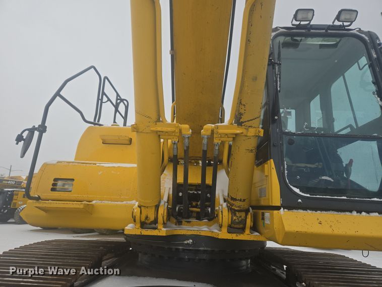 image for item ER5156 2013 Komatsu PC490LC-10 excavator