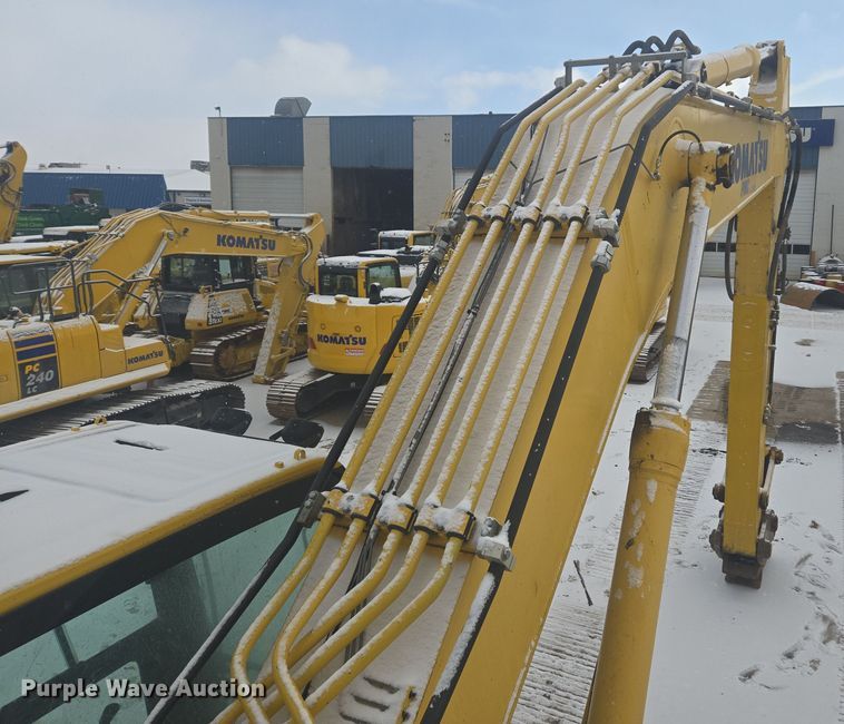 image for item ER5156 2013 Komatsu PC490LC-10 excavator