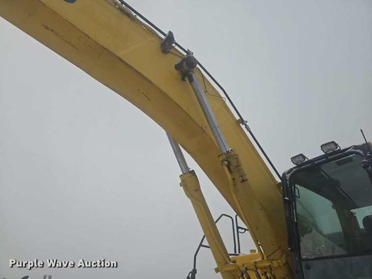 image for item ER5156 2013 Komatsu PC490LC-10 excavator