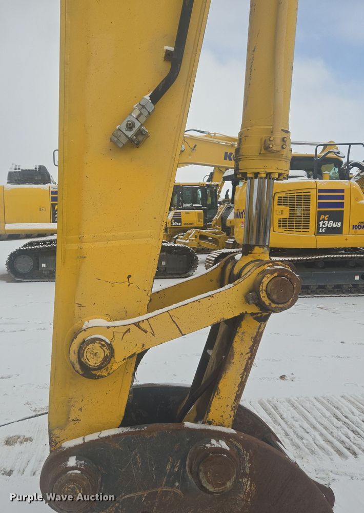 image for item ER5156 2013 Komatsu PC490LC-10 excavator