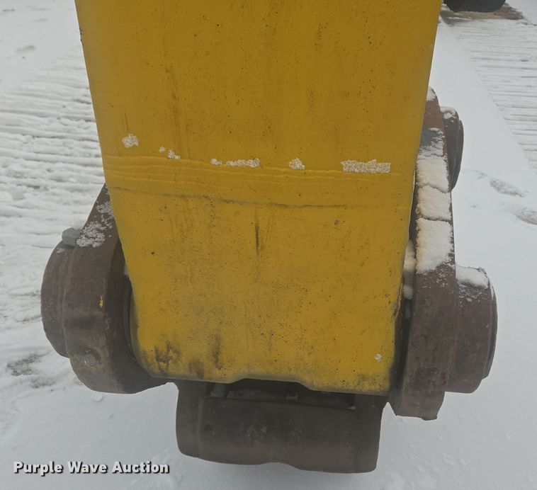 image for item ER5156 2013 Komatsu PC490LC-10 excavator