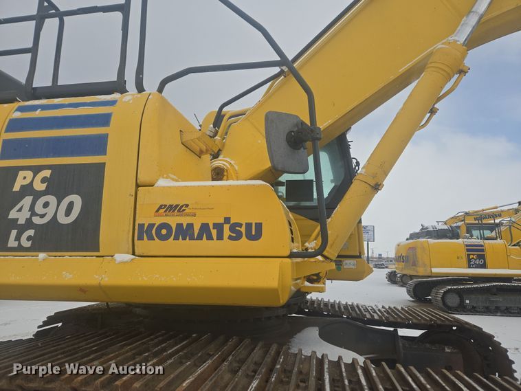 image for item ER5156 2013 Komatsu PC490LC-10 excavator