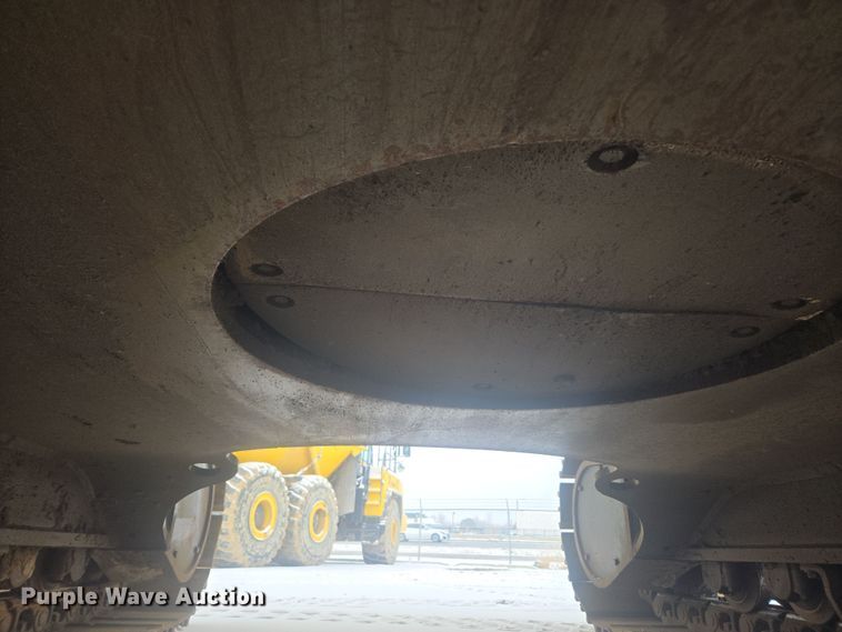 image for item ER5156 2013 Komatsu PC490LC-10 excavator