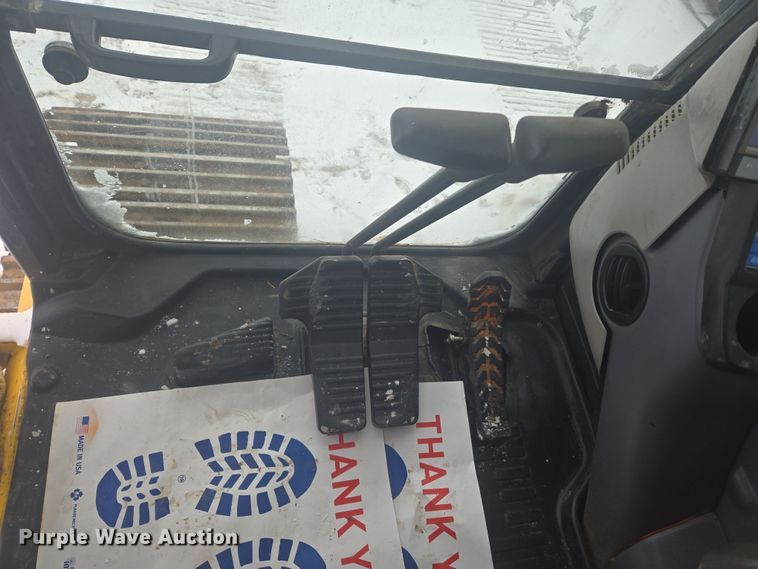 image for item ER5156 2013 Komatsu PC490LC-10 excavator