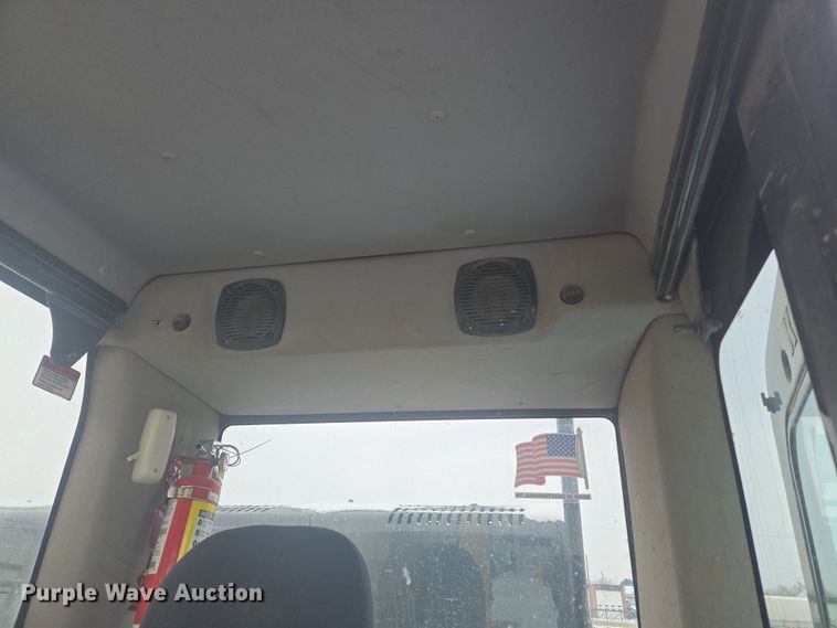 image for item ER5156 2013 Komatsu PC490LC-10 excavator