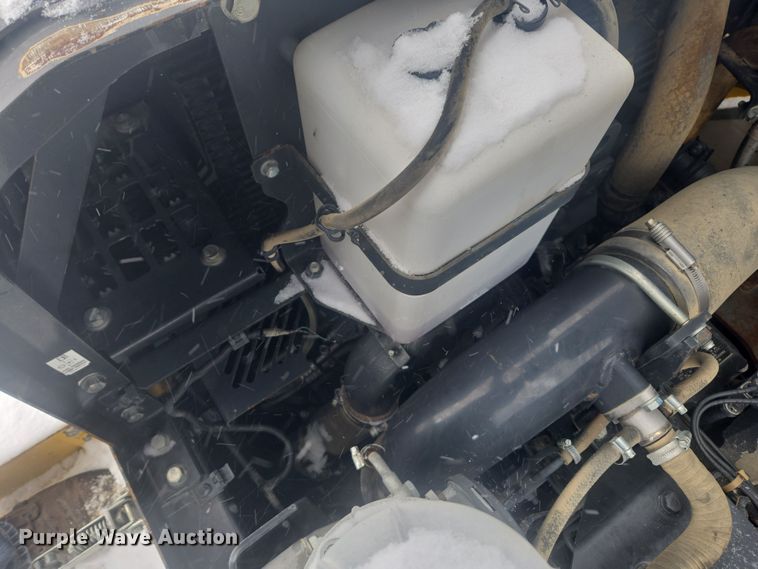 image for item ER5156 2013 Komatsu PC490LC-10 excavator