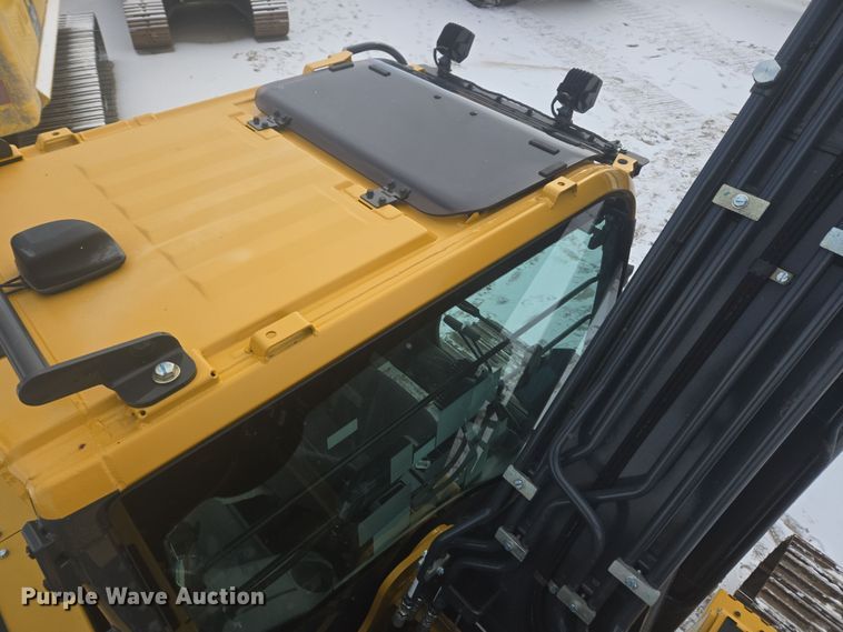 image for item ER5157 2022 John Deere 200G excavator