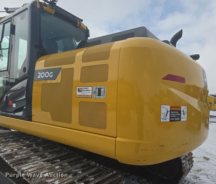image for item ER5157 2022 John Deere 200G excavator