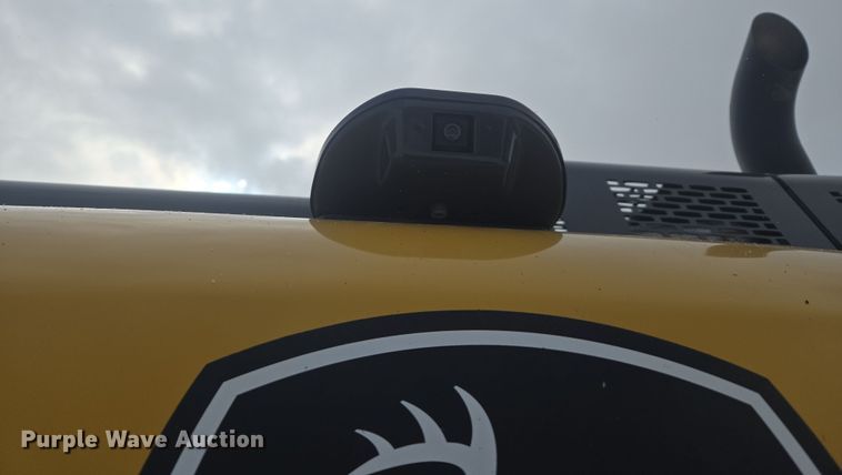 image for item ER5157 2022 John Deere 200G excavator