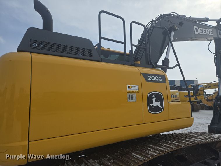image for item ER5157 2022 John Deere 200G excavator