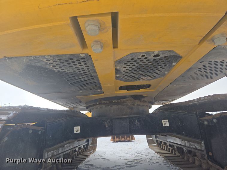 image for item ER5157 2022 John Deere 200G excavator