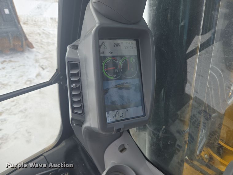 image for item ER5157 2022 John Deere 200G excavator