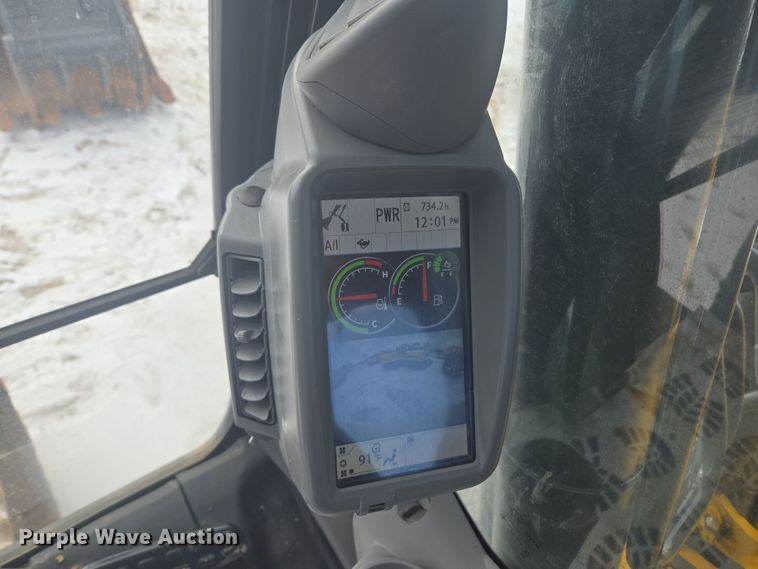 image for item ER5157 2022 John Deere 200G excavator