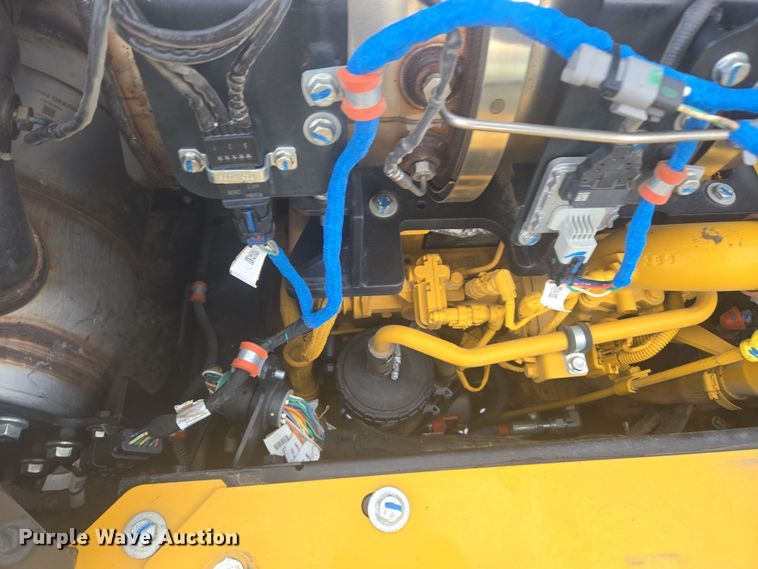 image for item ER5157 2022 John Deere 200G excavator