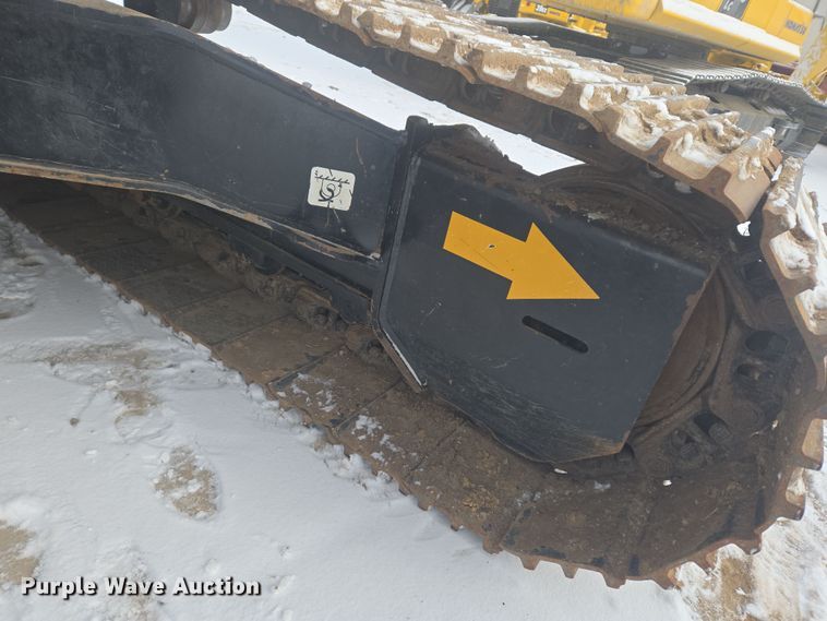 image for item ER5157 2022 John Deere 200G excavator