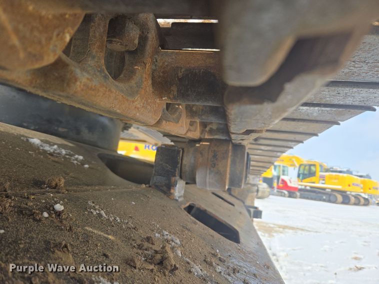 image for item ER5157 2022 John Deere 200G excavator