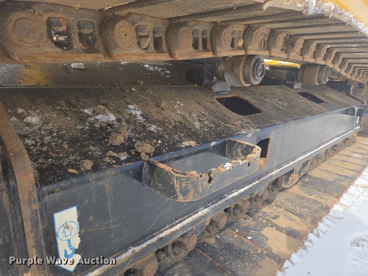 image for item ER5157 2022 John Deere 200G excavator