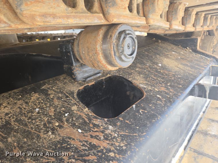 image for item ER5157 2022 John Deere 200G excavator