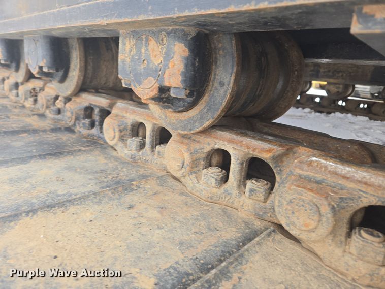 image for item ER5157 2022 John Deere 200G excavator