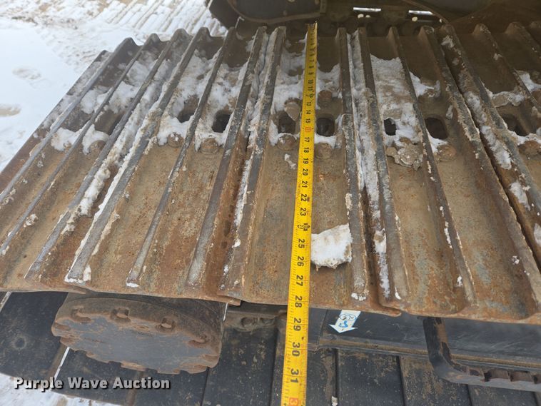 image for item ER5157 2022 John Deere 200G excavator