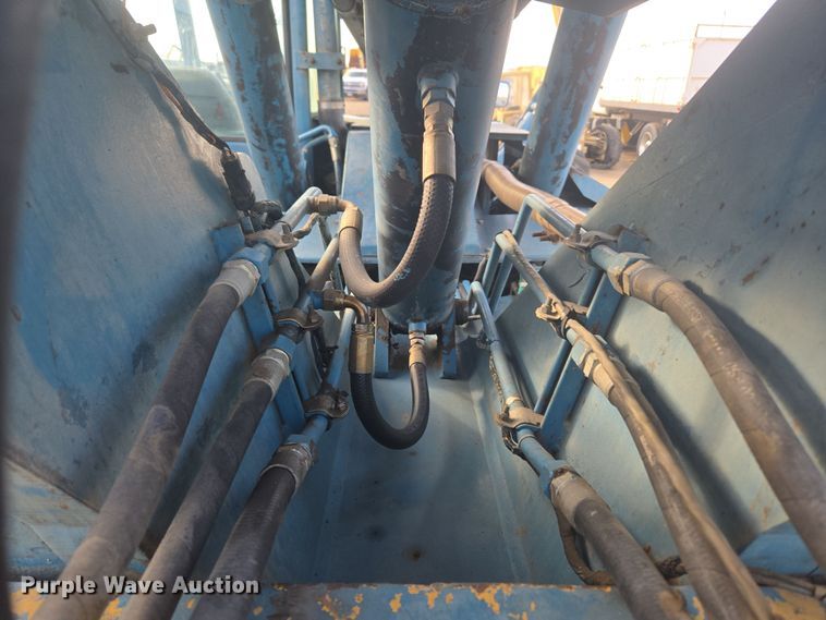 image for item ER5161 1997 Gradall 544D-10 telehandler