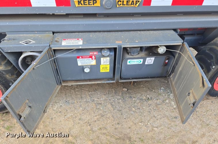 image for item ER5163 2006 Skyjack SJ7127 scissor lift