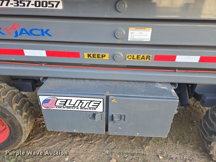 image for item ER5163 2006 Skyjack SJ7127 scissor lift