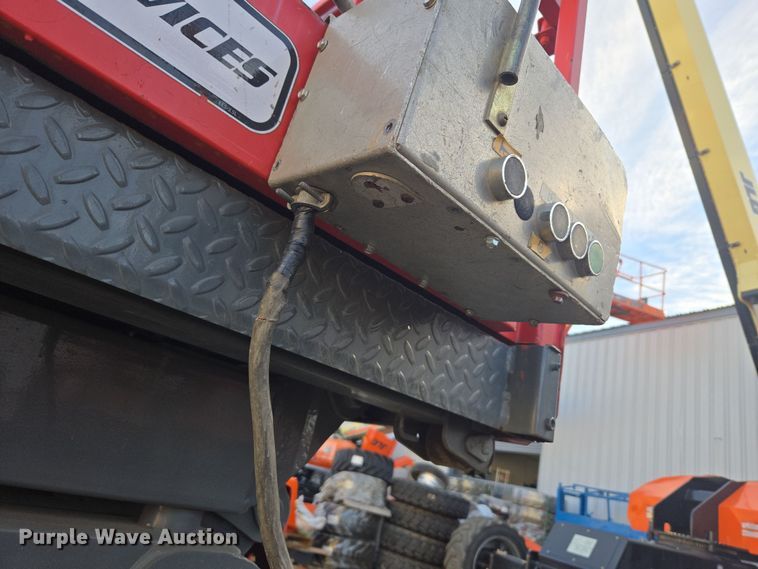 image for item ER5163 2006 Skyjack SJ7127 scissor lift