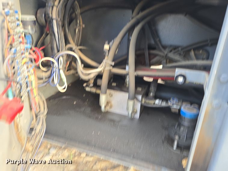 image for item ER5163 2006 Skyjack SJ7127 scissor lift