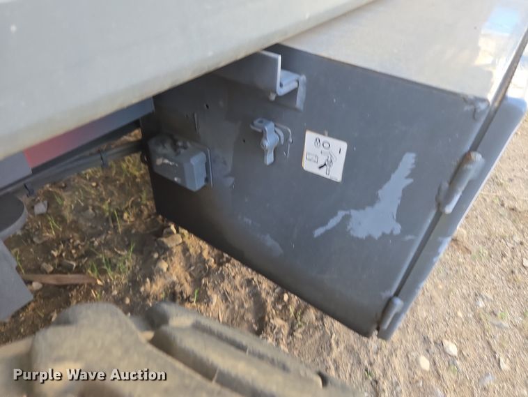 image for item ER5163 2006 Skyjack SJ7127 scissor lift