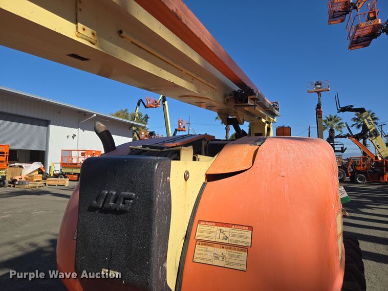 image for item ER5165 2011 JLG 600AJ boom lift