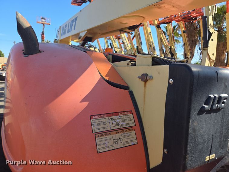 image for item ER5165 2011 JLG 600AJ boom lift
