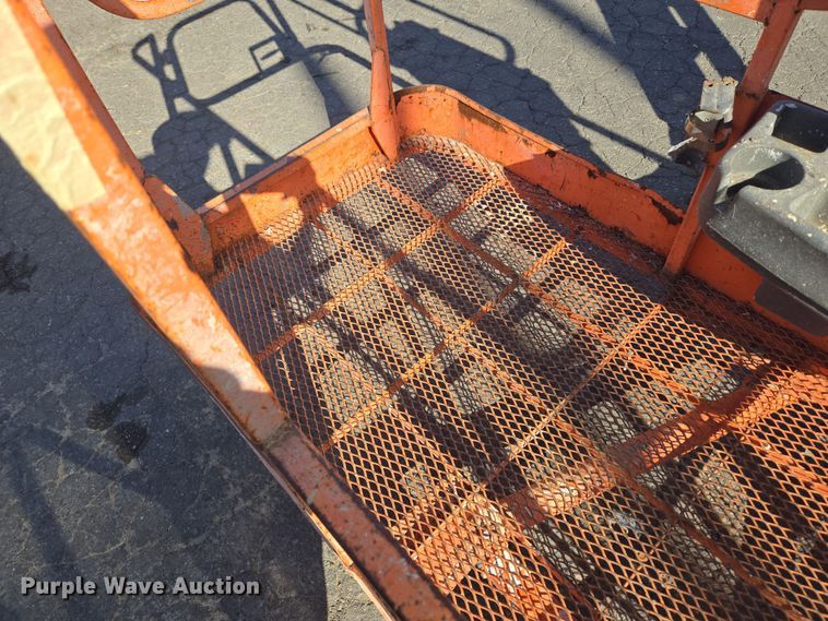 image for item ER5165 2011 JLG 600AJ boom lift